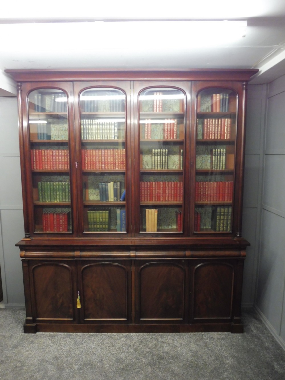 LARGE VICTORIAN MAHOGANY COUNTRY HOUSE LIBRARY BOOKCASE View VI