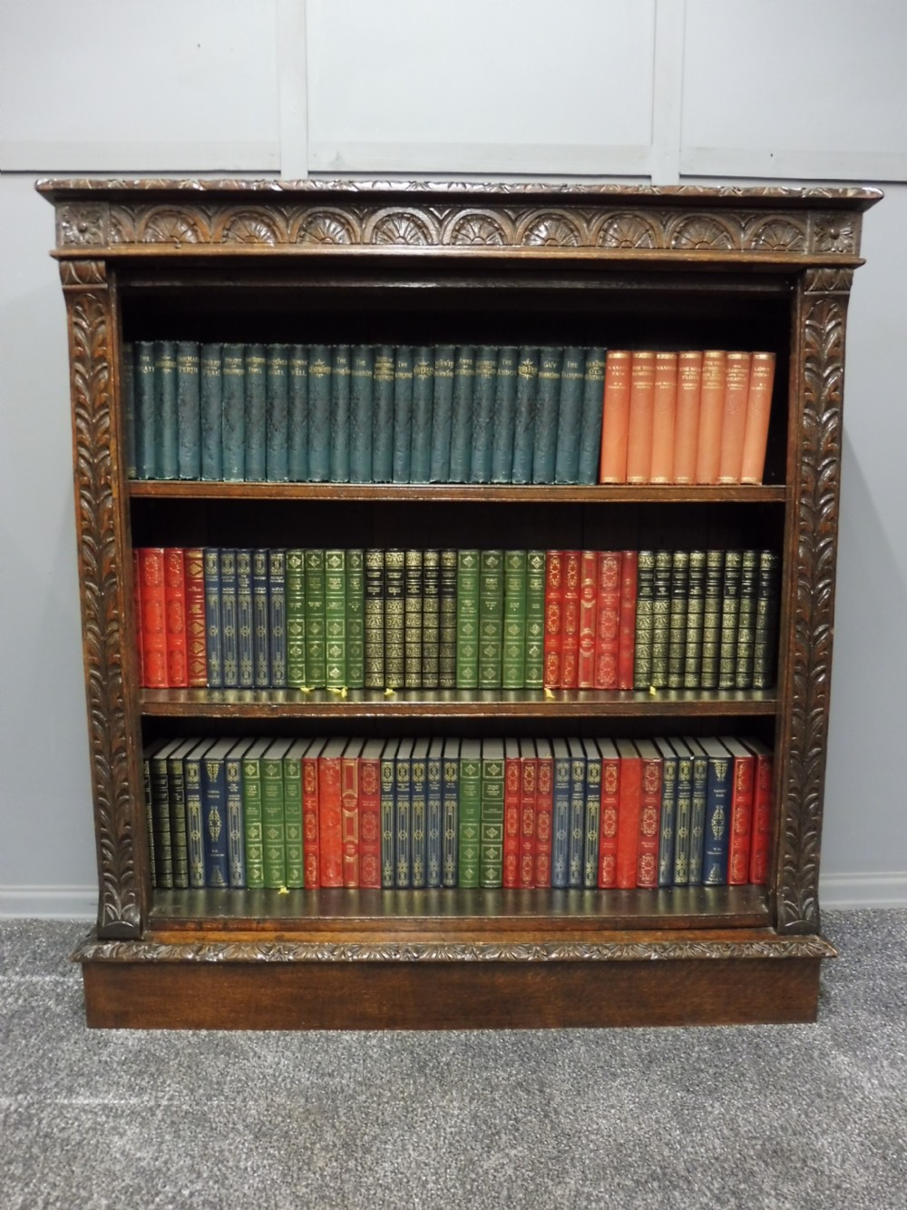 VICTORIAN CARVED OAK BOOKCASE