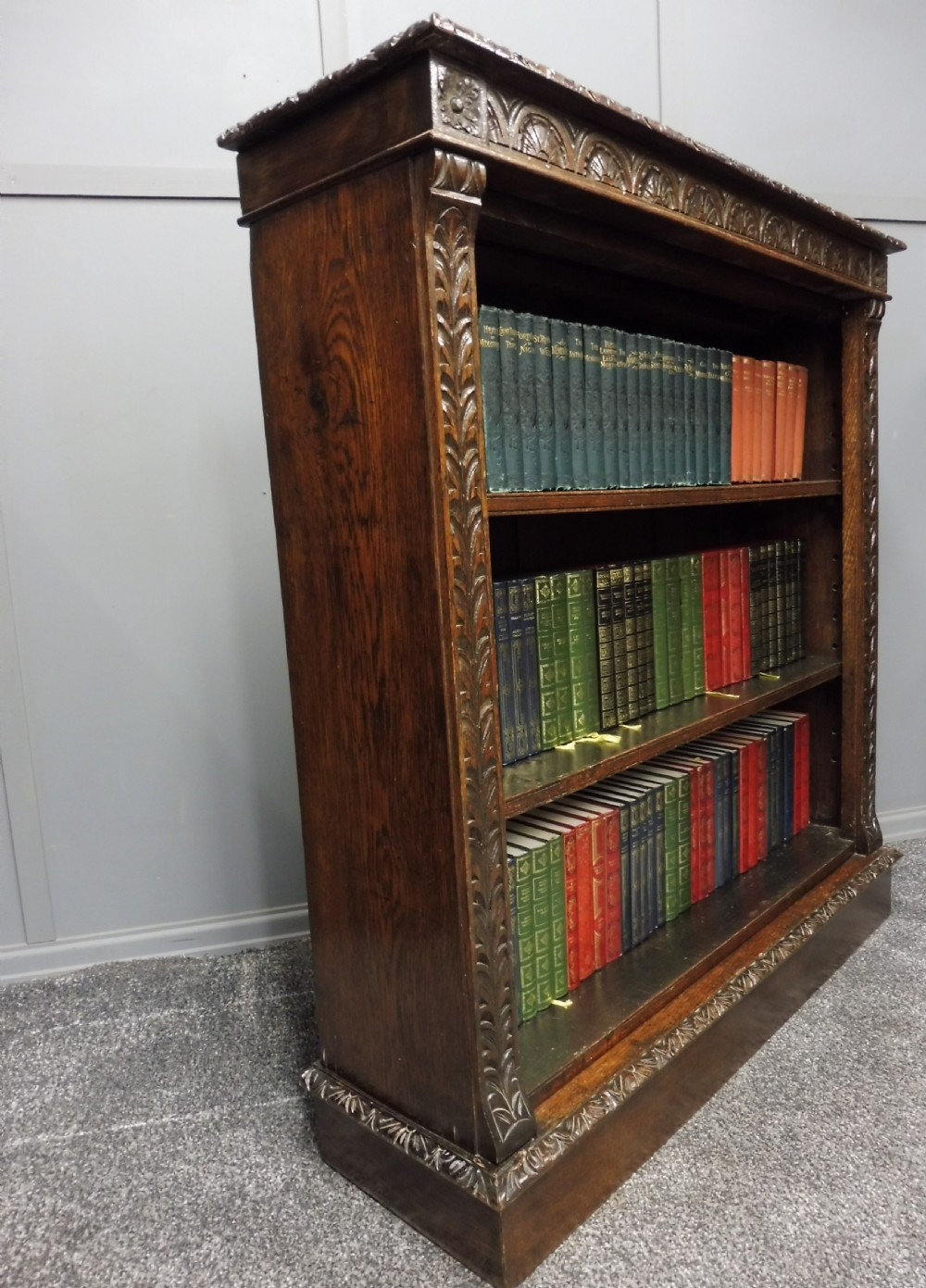 VICTORIAN CARVED OAK BOOKCASE View V