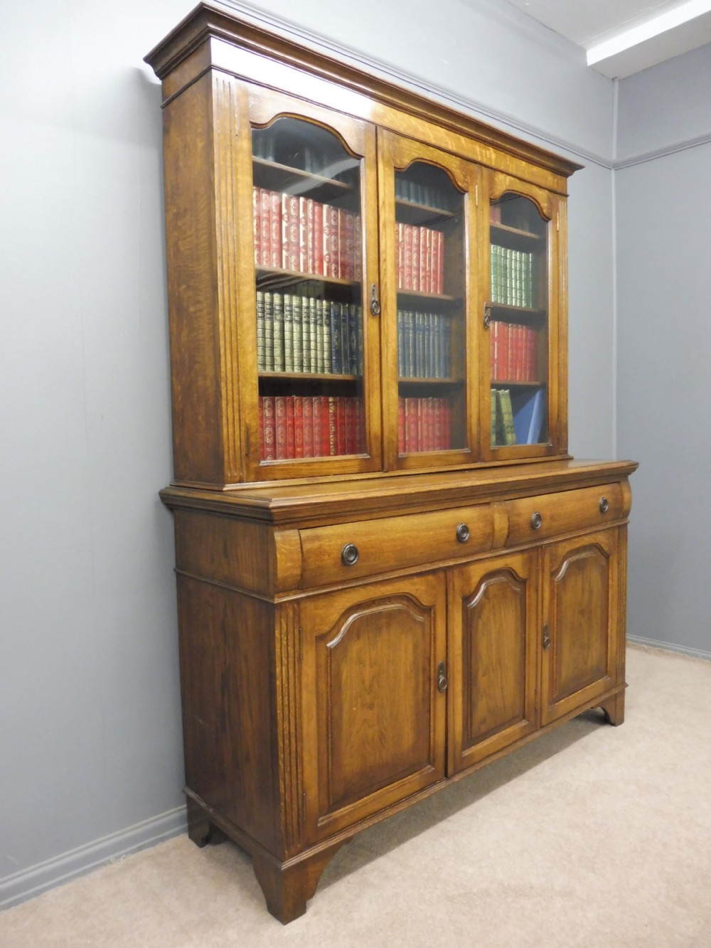ANTIQUE OAK 3 DOOR BOOKCASE View III
