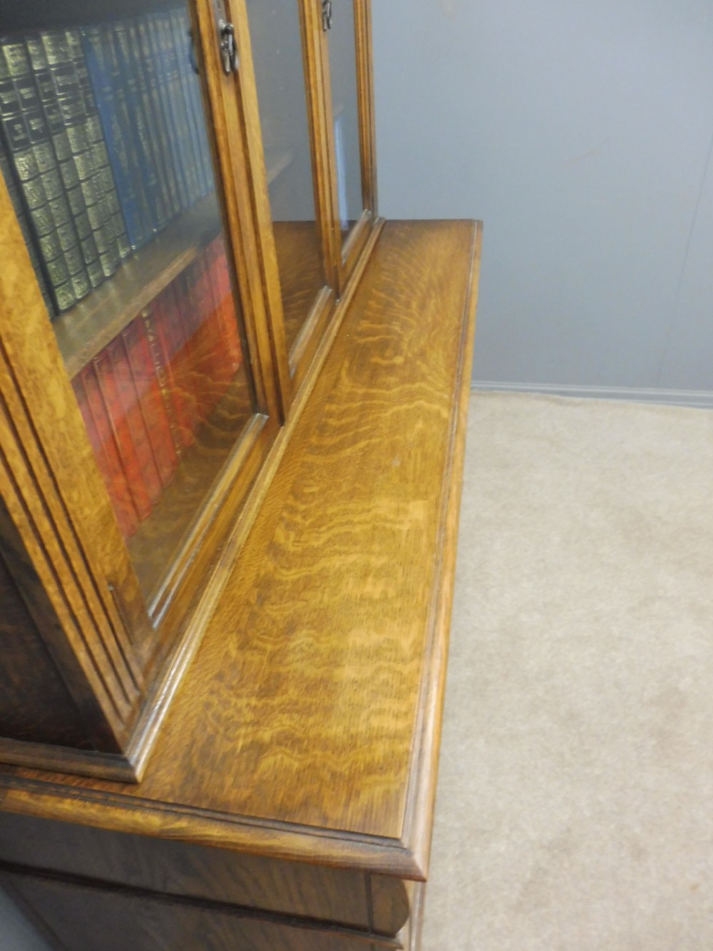 ANTIQUE OAK 3 DOOR BOOKCASE View X