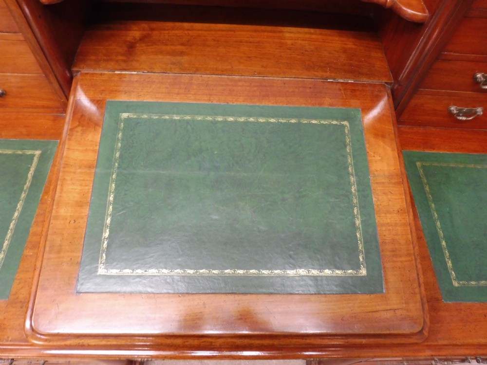 VICTORIAN MAHOGANY DESK View XII