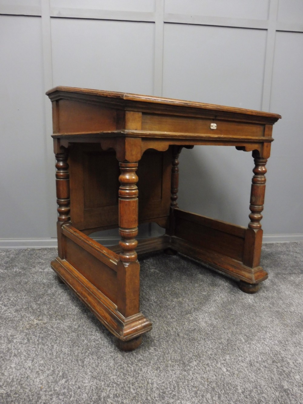GILLOWS COUNCILORS DESK FROM LANCASTER TOWN HALL