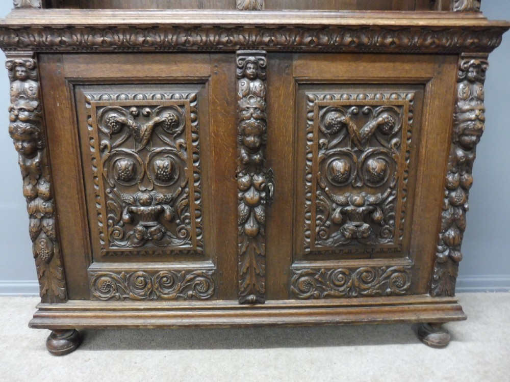 VICTORIAN CARVED OAK BOOKCASE View III