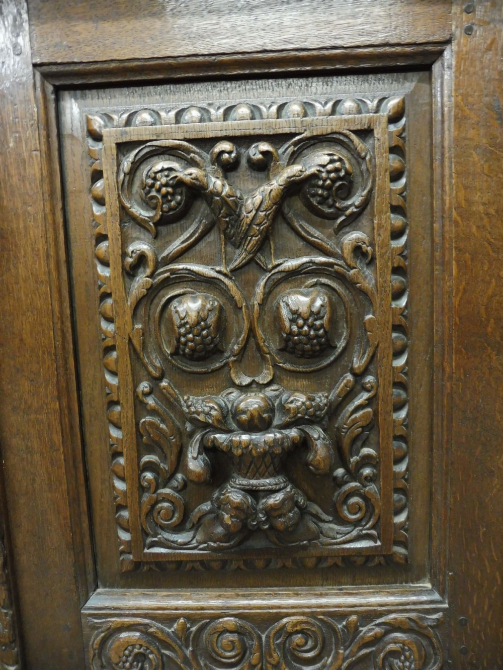 VICTORIAN CARVED OAK BOOKCASE View IV