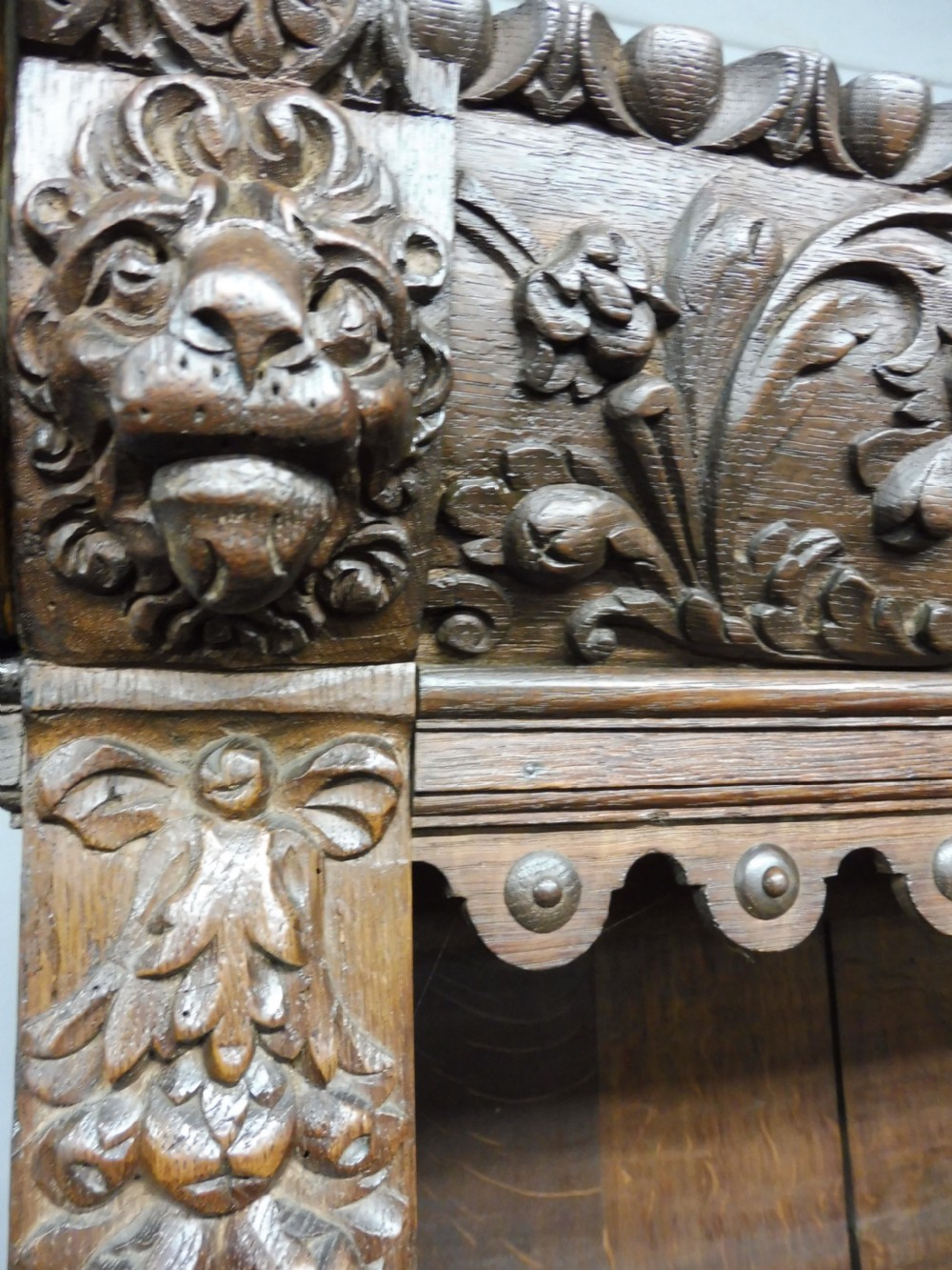 VICTORIAN CARVED OAK BOOKCASE View VII