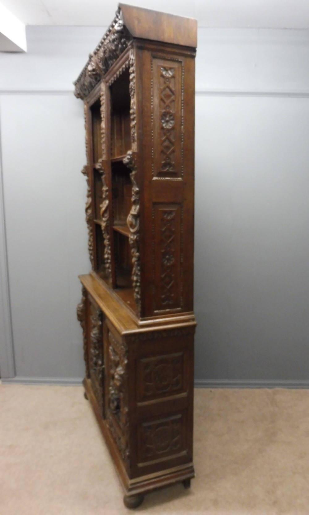VICTORIAN CARVED OAK BOOKCASE View XIII