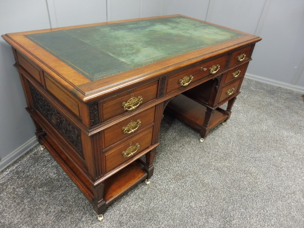 LATE VICTORIAN WALNUT DESK View IV
