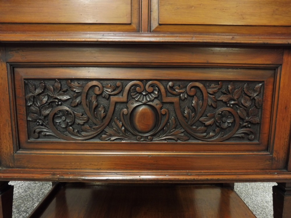 LATE VICTORIAN WALNUT DESK View VI