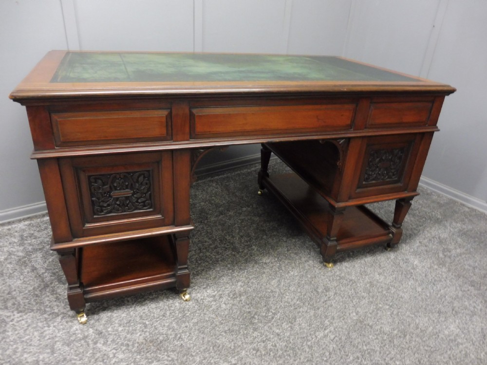 LATE VICTORIAN WALNUT DESK View XI