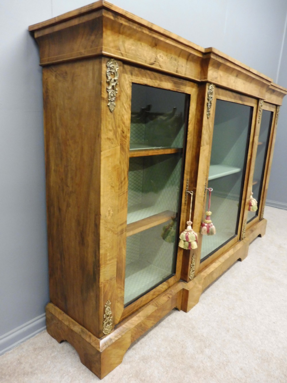 VICTORIAN WALNUT BREAKFRONT BOOKCASE View III