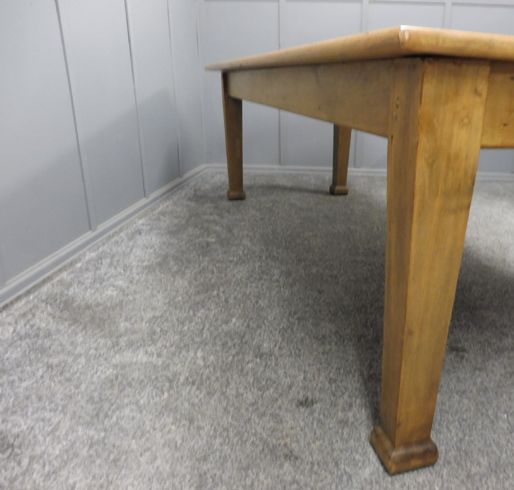 LARGE EDWARDIAN PINE FARMHOUSE TABLE View XII