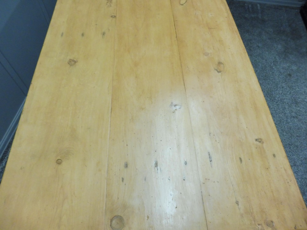 LARGE EDWARDIAN PINE FARMHOUSE TABLE View XIII