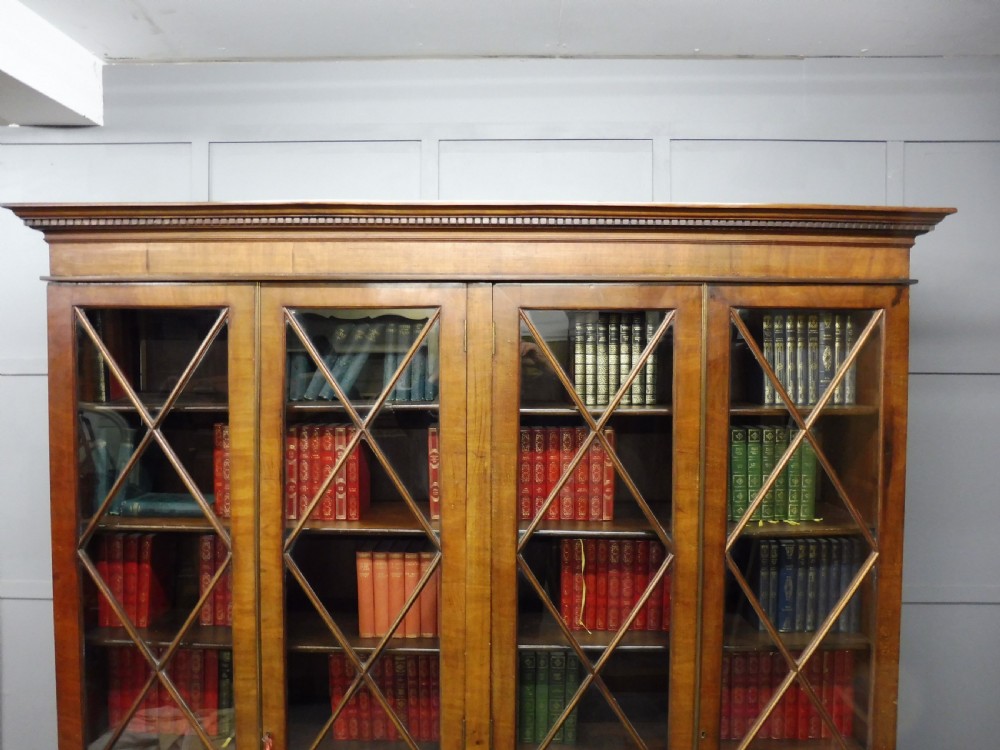 LARGE VICTORIAN MAHOGANY FOUR DOOR BOOKCASE View X