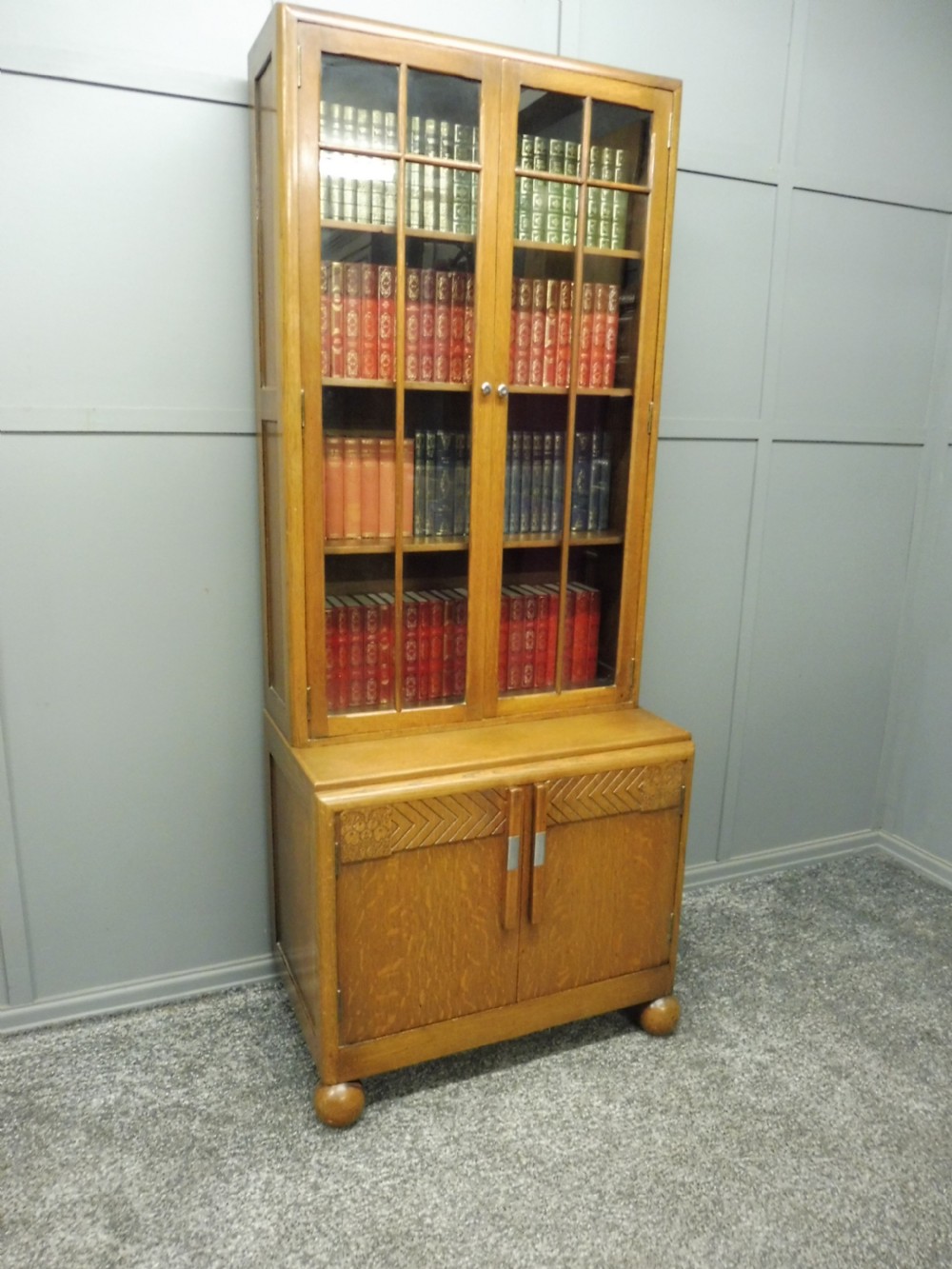 OAK ART DECO BOOKCASE CIRCA 1930 View X