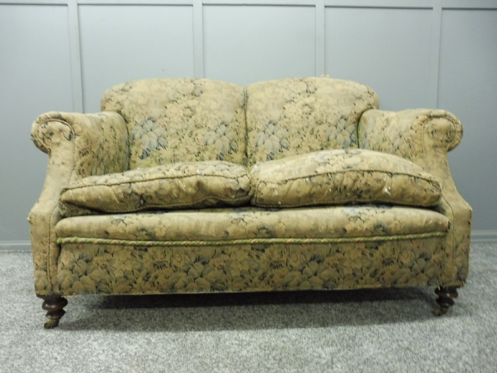 SMALL VICTORIAN SOFA FOR RECOVERING View II