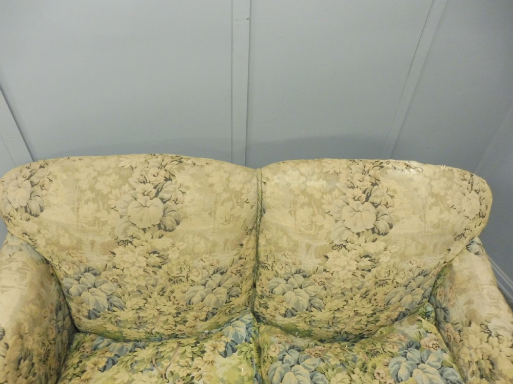 SMALL VICTORIAN SOFA FOR RECOVERING View IX