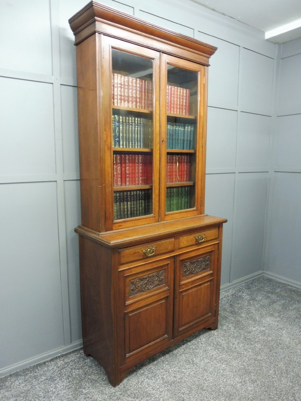 VICTORIAN WALNUT CABINET BOOKCASE View II
