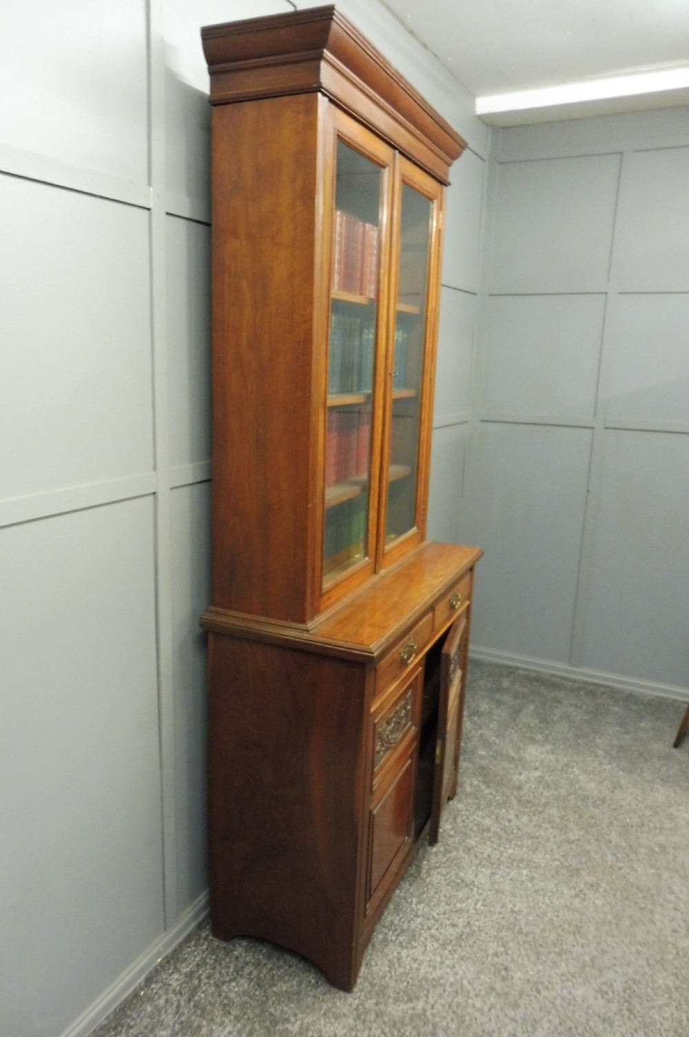 VICTORIAN WALNUT CABINET BOOKCASE View XI