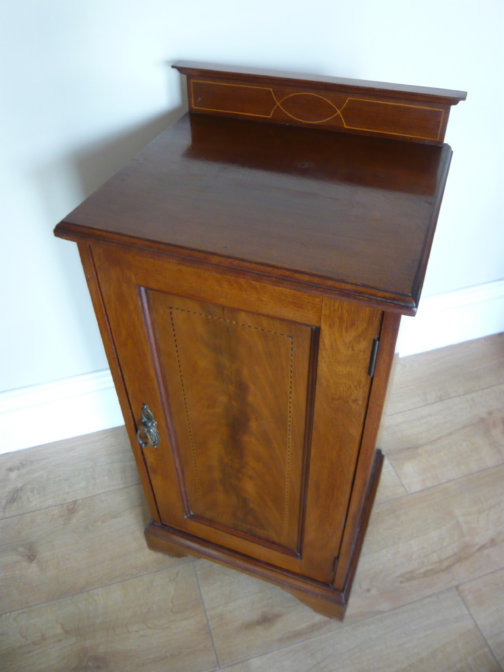 Edwardian Mahogany bedside cabinet  View VII