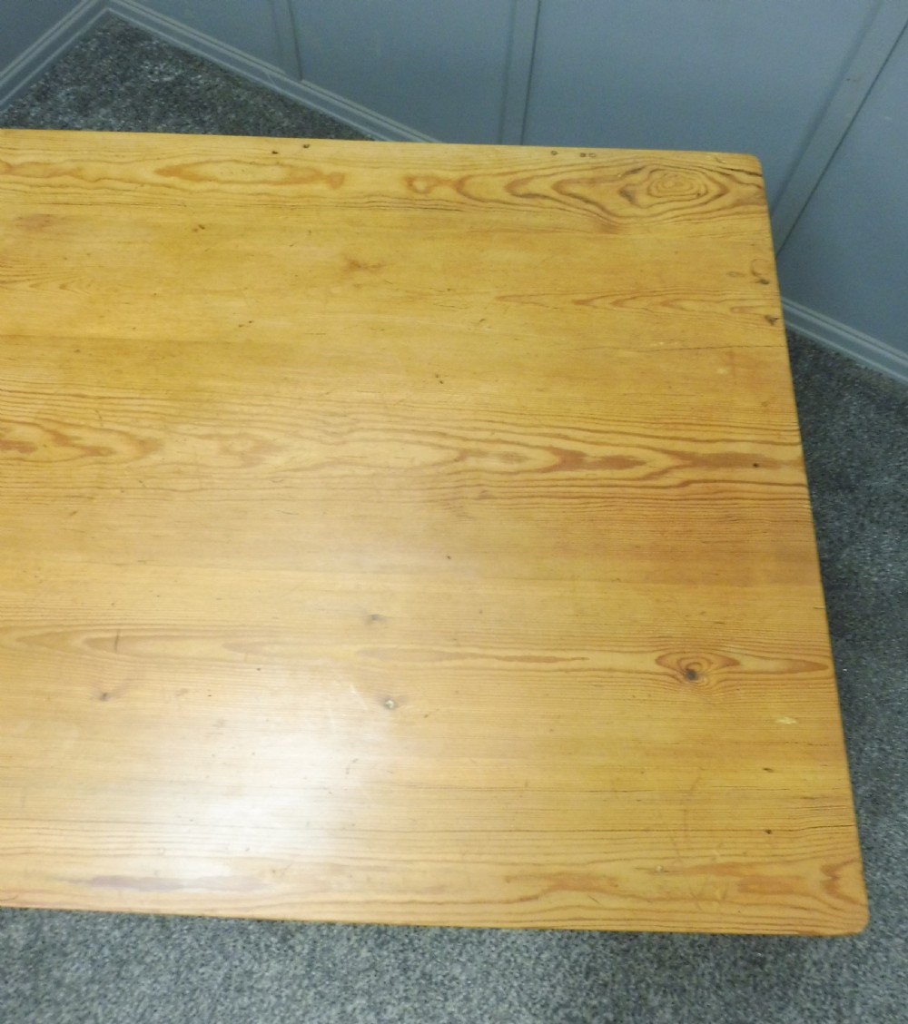 SOLID PINE FARMHOUSE TABLE CIRCA 1900 View XI