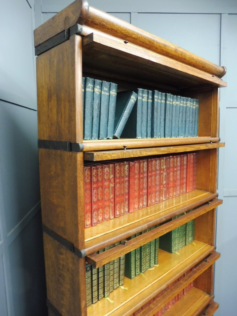 TALL OAK GLOBE WERNICKE LAWYERS BOOKCASE View IX
