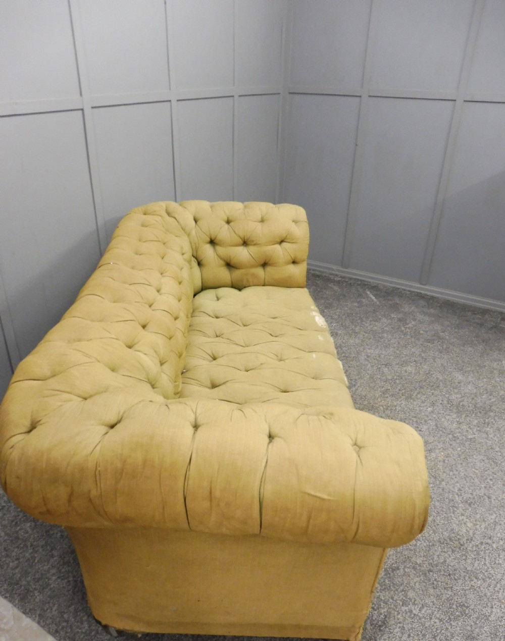 VERY COMFORTABLE LATE VICTORIAN CHESTERFIELD SOFA View III