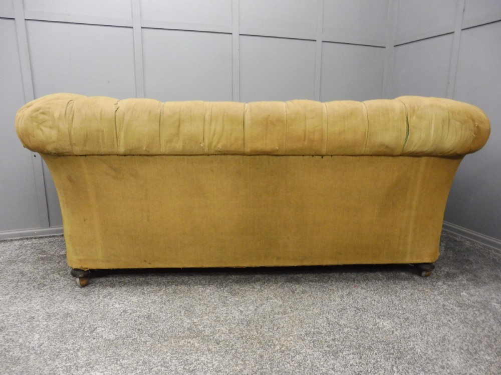 VERY COMFORTABLE LATE VICTORIAN CHESTERFIELD SOFA View IV