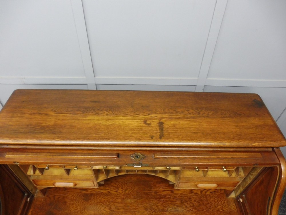 EDWARDIAN OAK ROLL TOP DESK View VI
