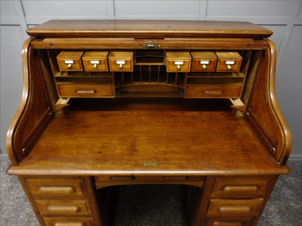 EDWARDIAN OAK ROLL TOP DESK View VIII