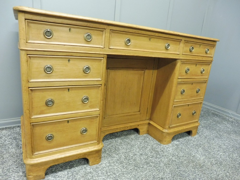 VICTORIAN PINE DESK View IV