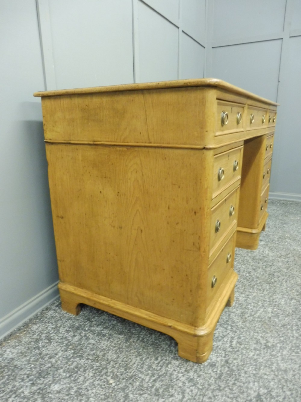 VICTORIAN PINE DESK View VII