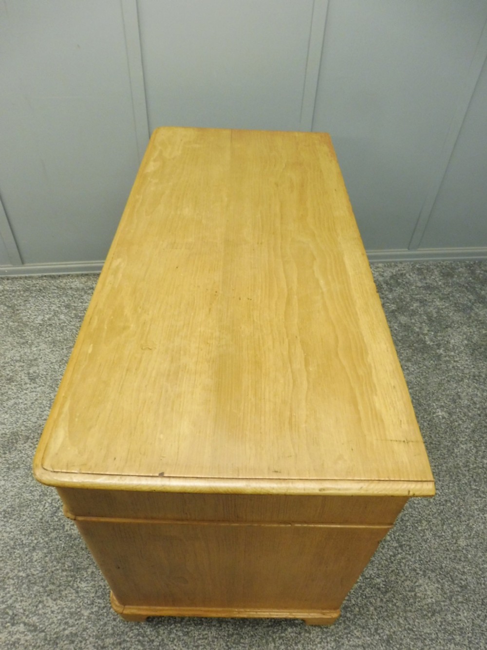 VICTORIAN PINE DESK View XI