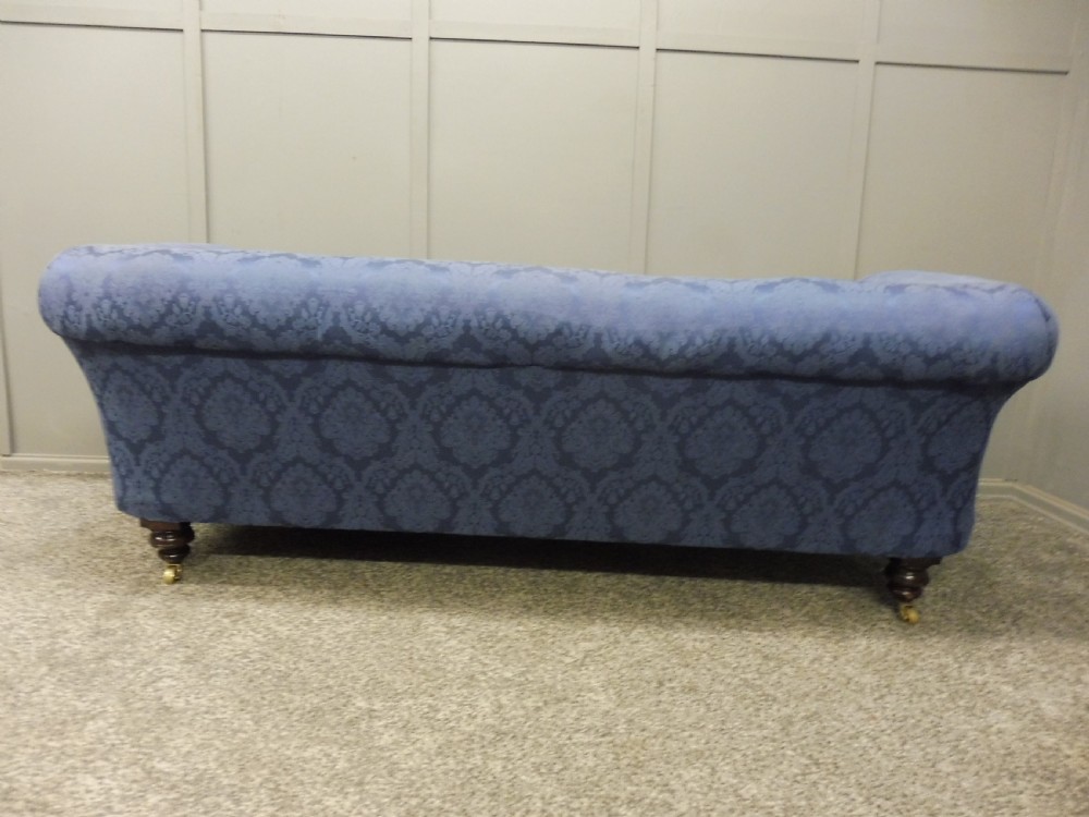VICTORIAN CHESTERFIELD SOFA CIRCA 1880 View VI