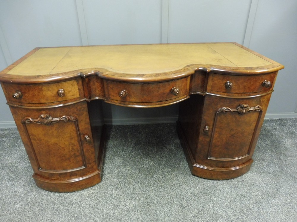VICTORIAN BURR WALNUT SERPENTINE FRONTED PEDESTAL DESK View IV