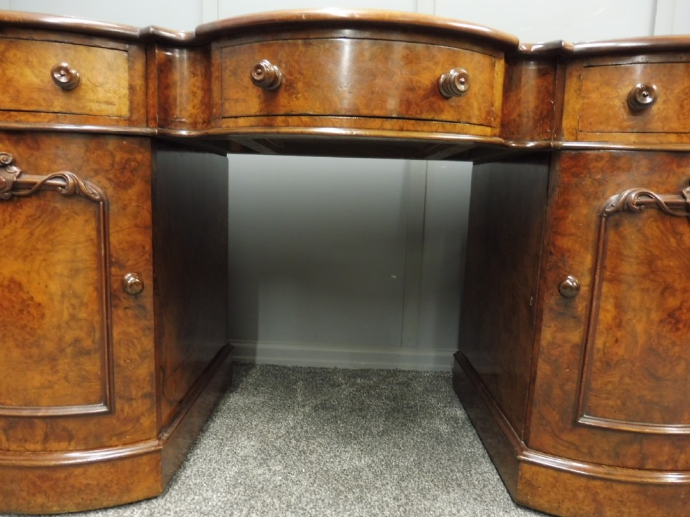VICTORIAN BURR WALNUT SERPENTINE FRONTED PEDESTAL DESK View X