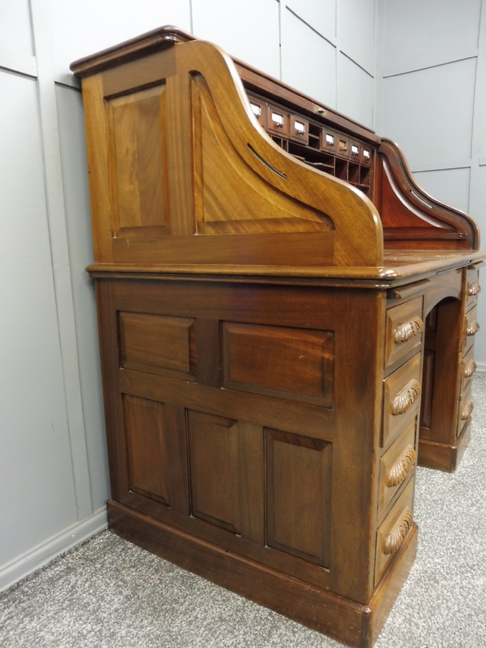 EDWARDIAN MAHOGANY ROLL TOP DESK View IV