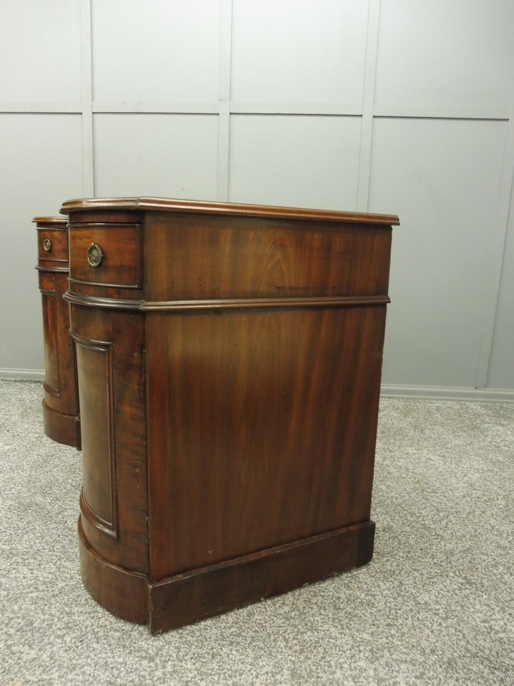 EDWARDIAN MAHOGANY DESK CIRCA 1900-1910 View VI