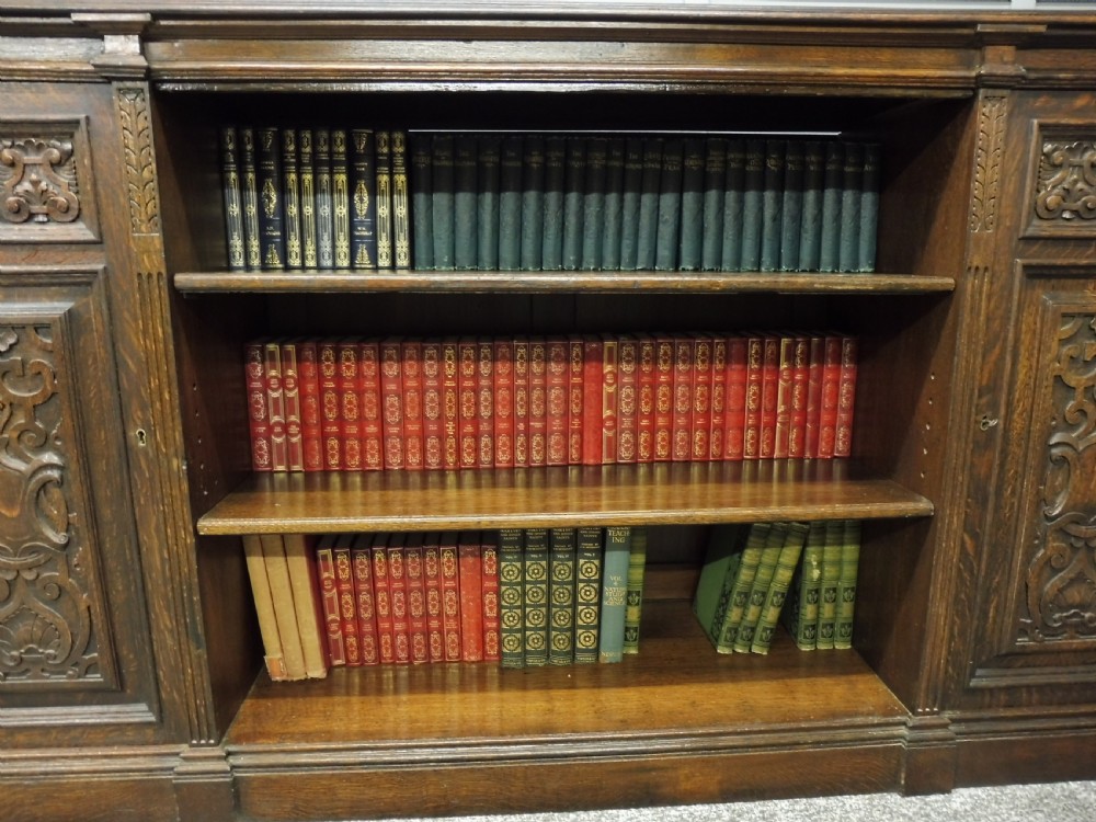 19TH CENTURY CARVED OAK BOOKCASE View VI