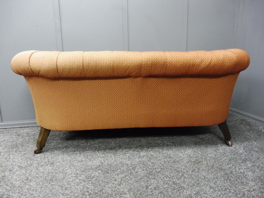SMALL VICTORIAN CHESTERFIELD SOFA View X