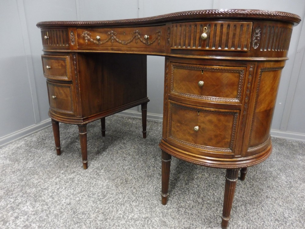 EDWARDIAN MAHOGANY KIDNEY SHAPED DESK View XI