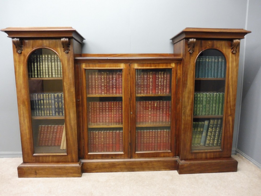 VICTORIAN FOUR DOOR BOOKCASE