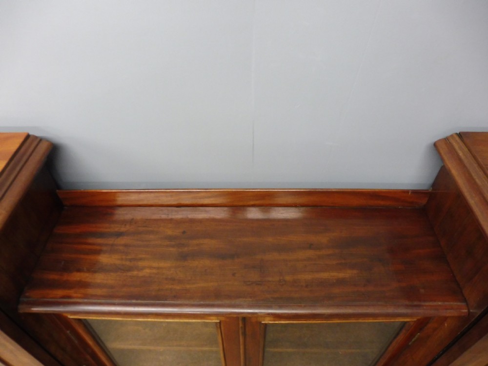 VICTORIAN FOUR DOOR BOOKCASE View IX