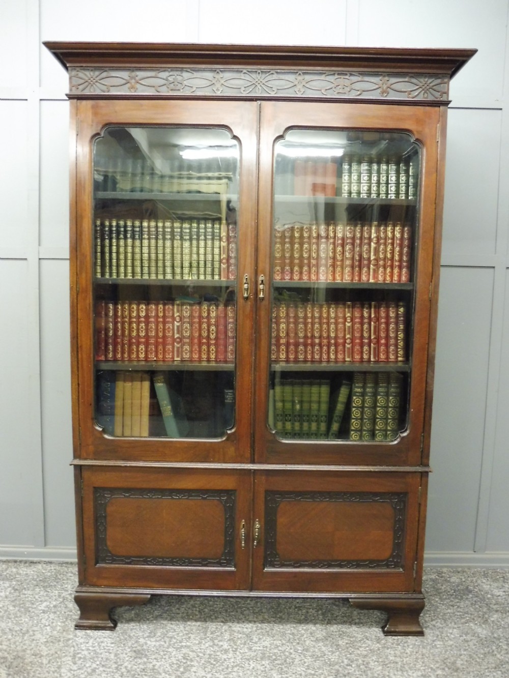 EDWARDIAN MAHOGANY BOOKCASE CIRCA 1910 View II
