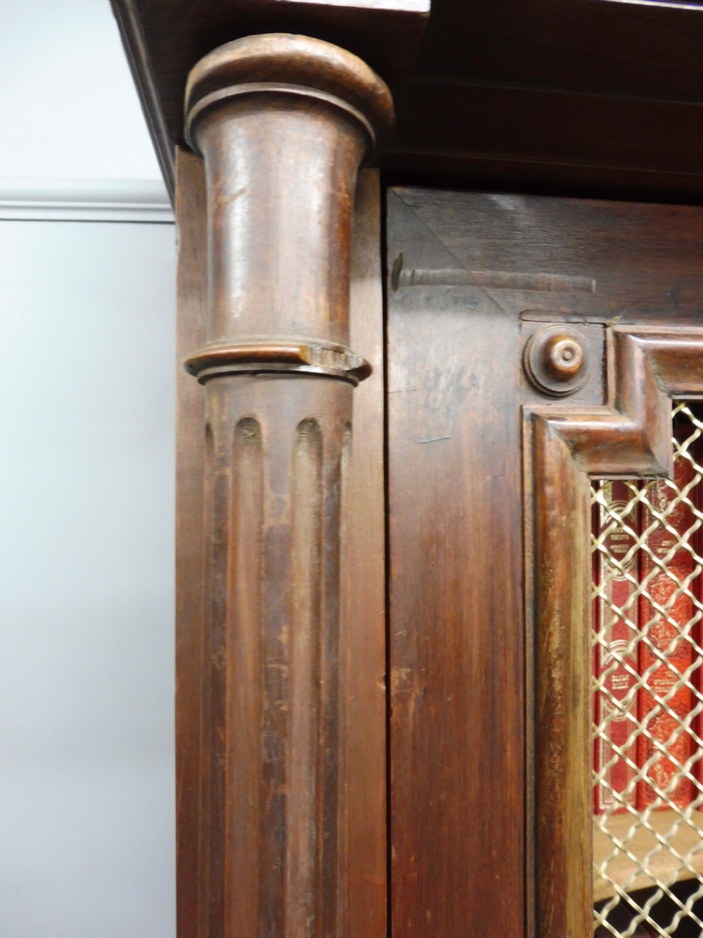 19TH CENTURY FRENCH BOOKCASE View X