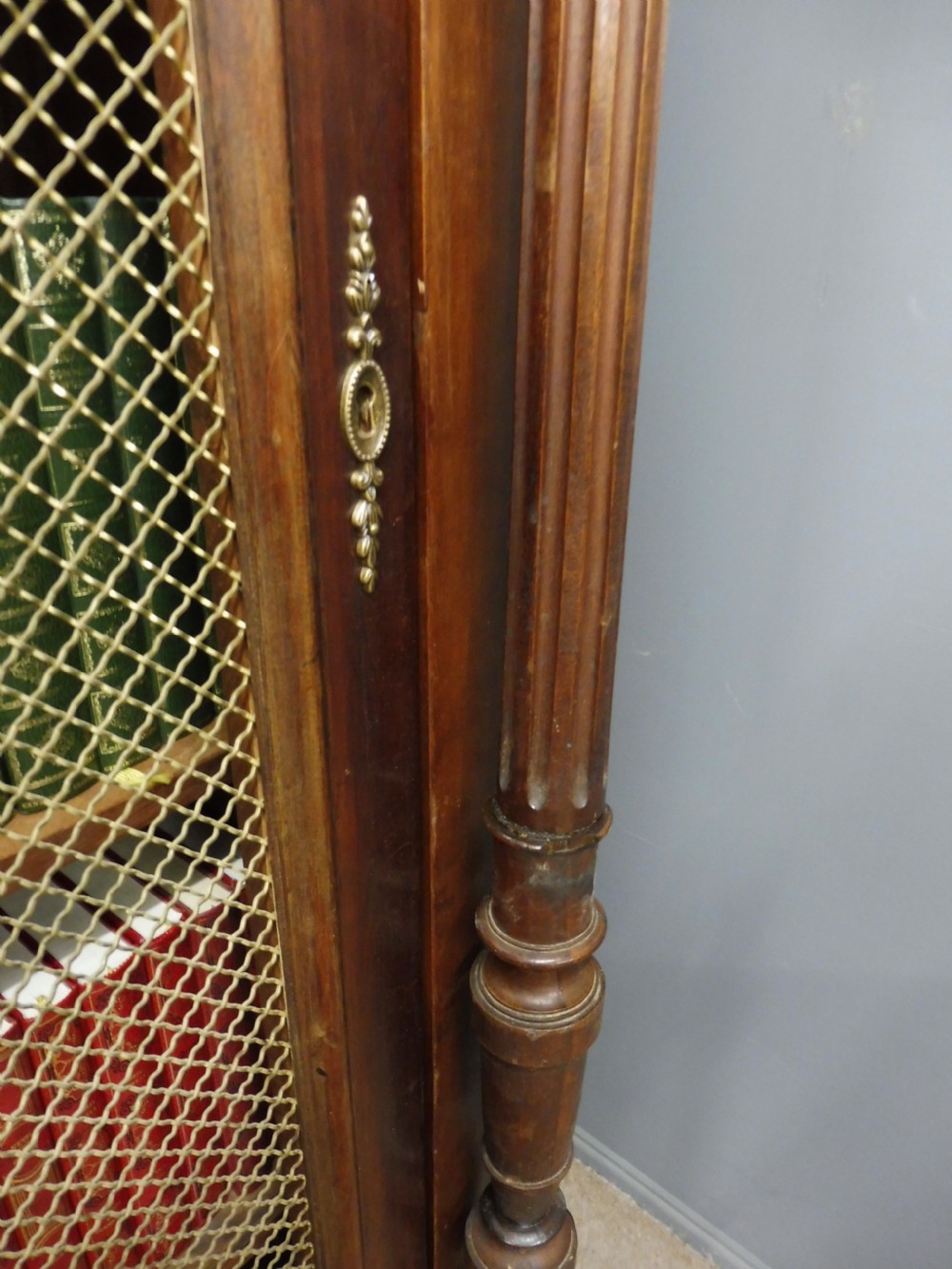 19TH CENTURY FRENCH BOOKCASE View XI
