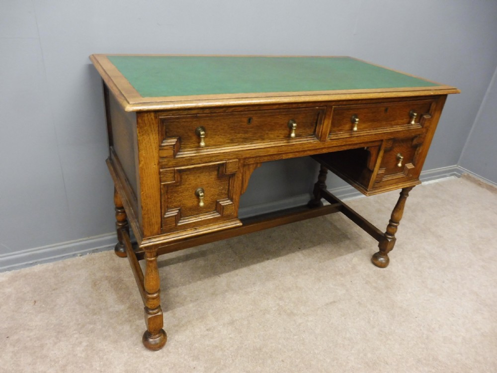 GOLDEN OAK DESK