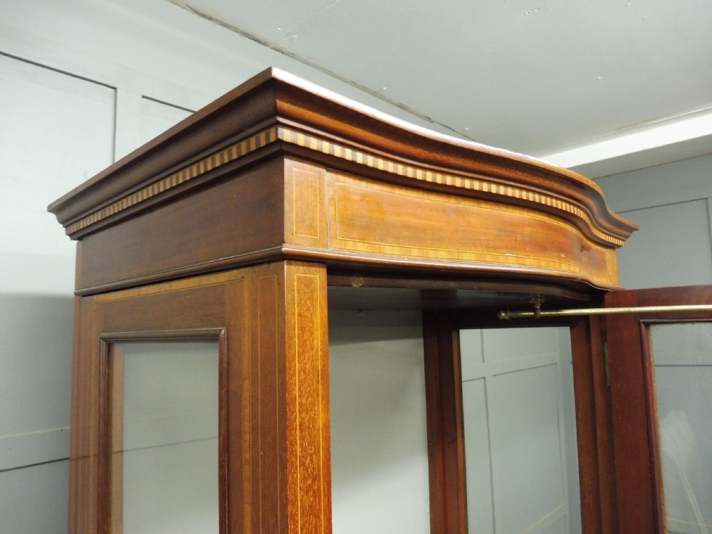TALL SLIM SERPENTINE FRONTED EDWARDIAN INLAID DISPLAY CABINET CIRCA 1900-1910 View XI