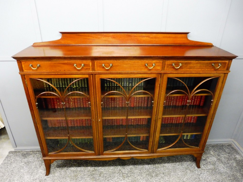 EDWARDIAN MAHOGANY INLAID BOOKCASE View V
