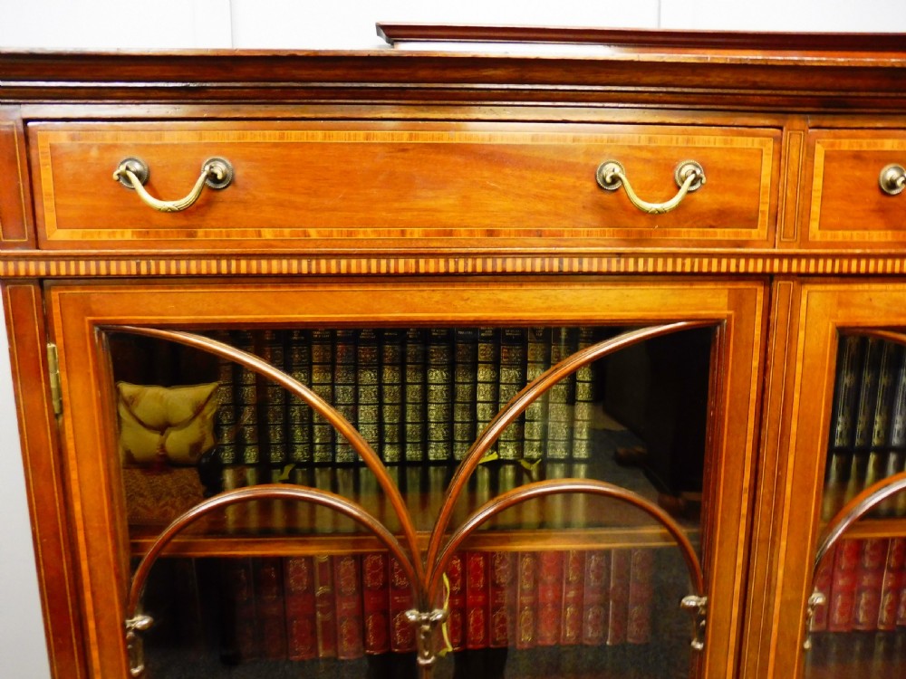 EDWARDIAN MAHOGANY INLAID BOOKCASE View VI